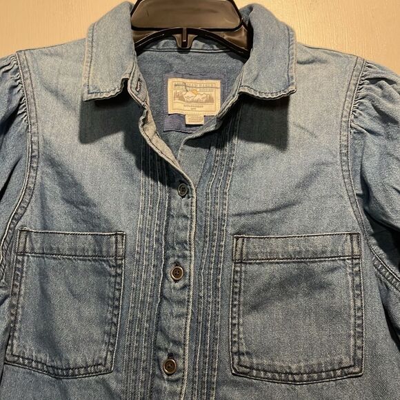 American Eagle Outfitters- Chambray Denim Full Button Down Shirt- Size XS - Picture 6 of 8